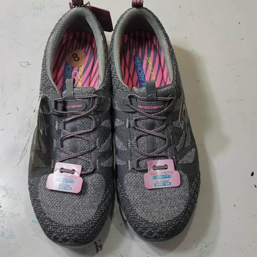 Skechers grey sneakers womens size 8 NWT. Wide fit